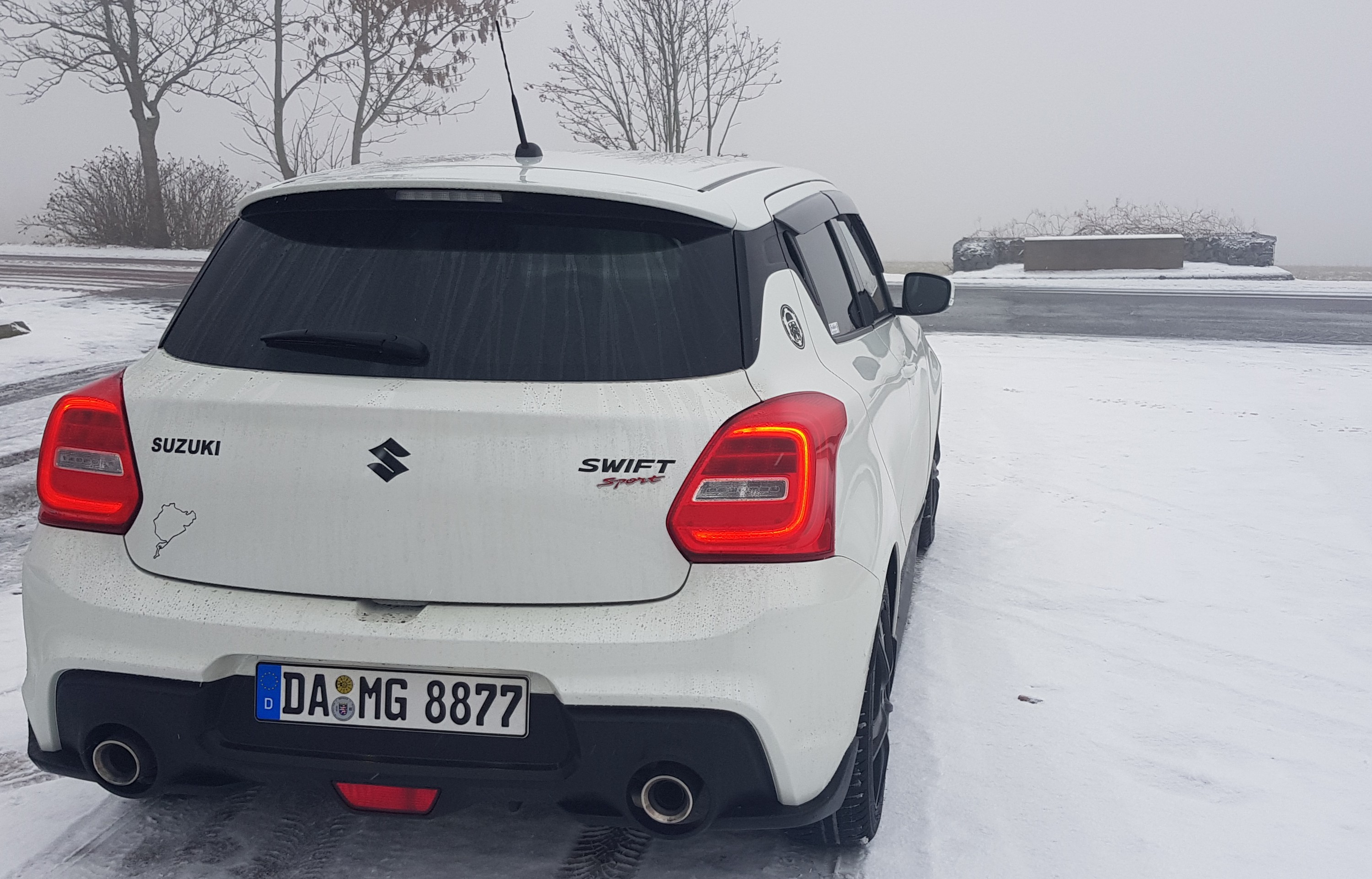 Endlich hat er doch noch Schnee gesehen (Im Odenwald)