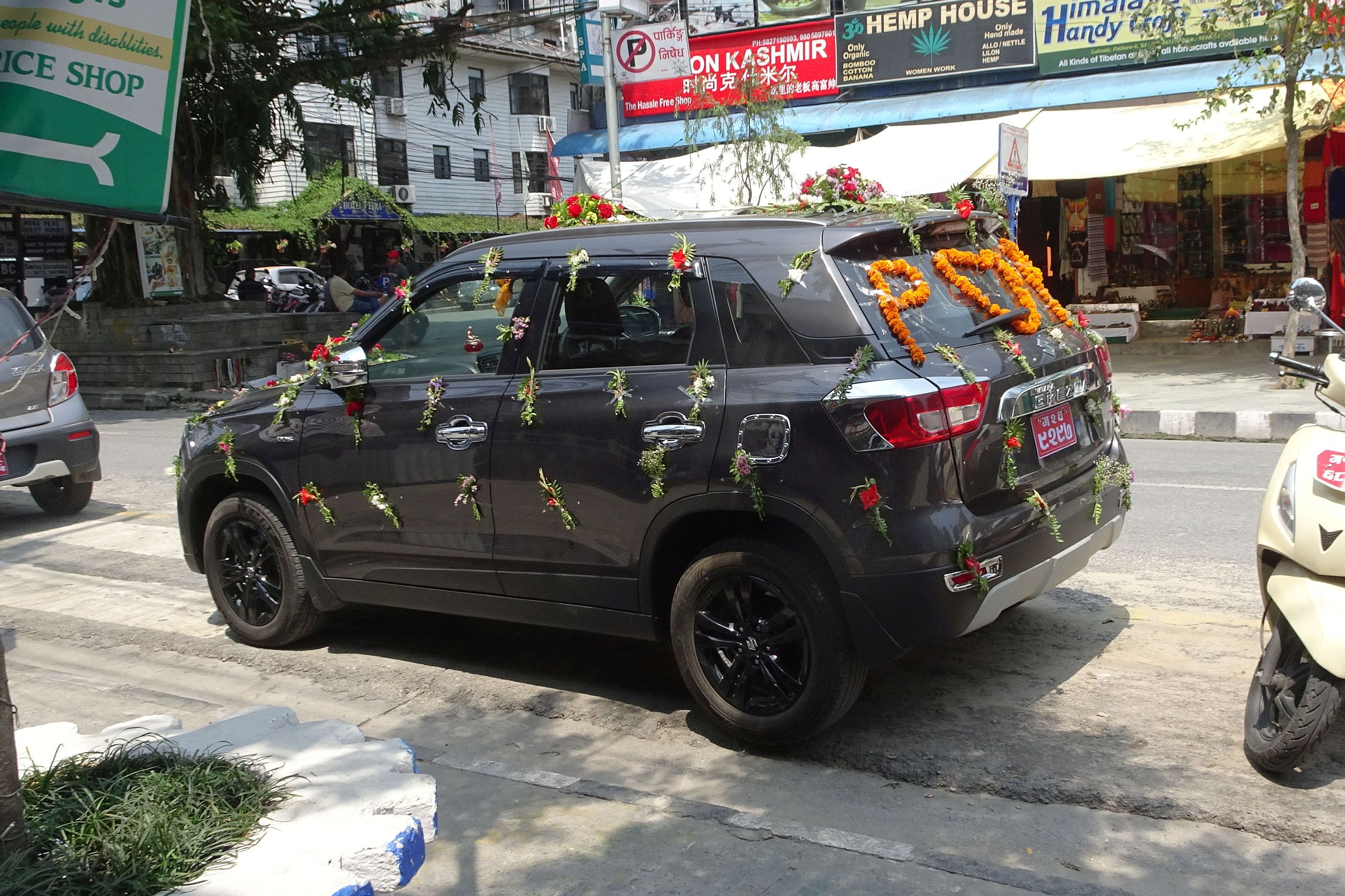 Andere Länder - andere Autos! Suzuki-Schappschüsse aus Nepal