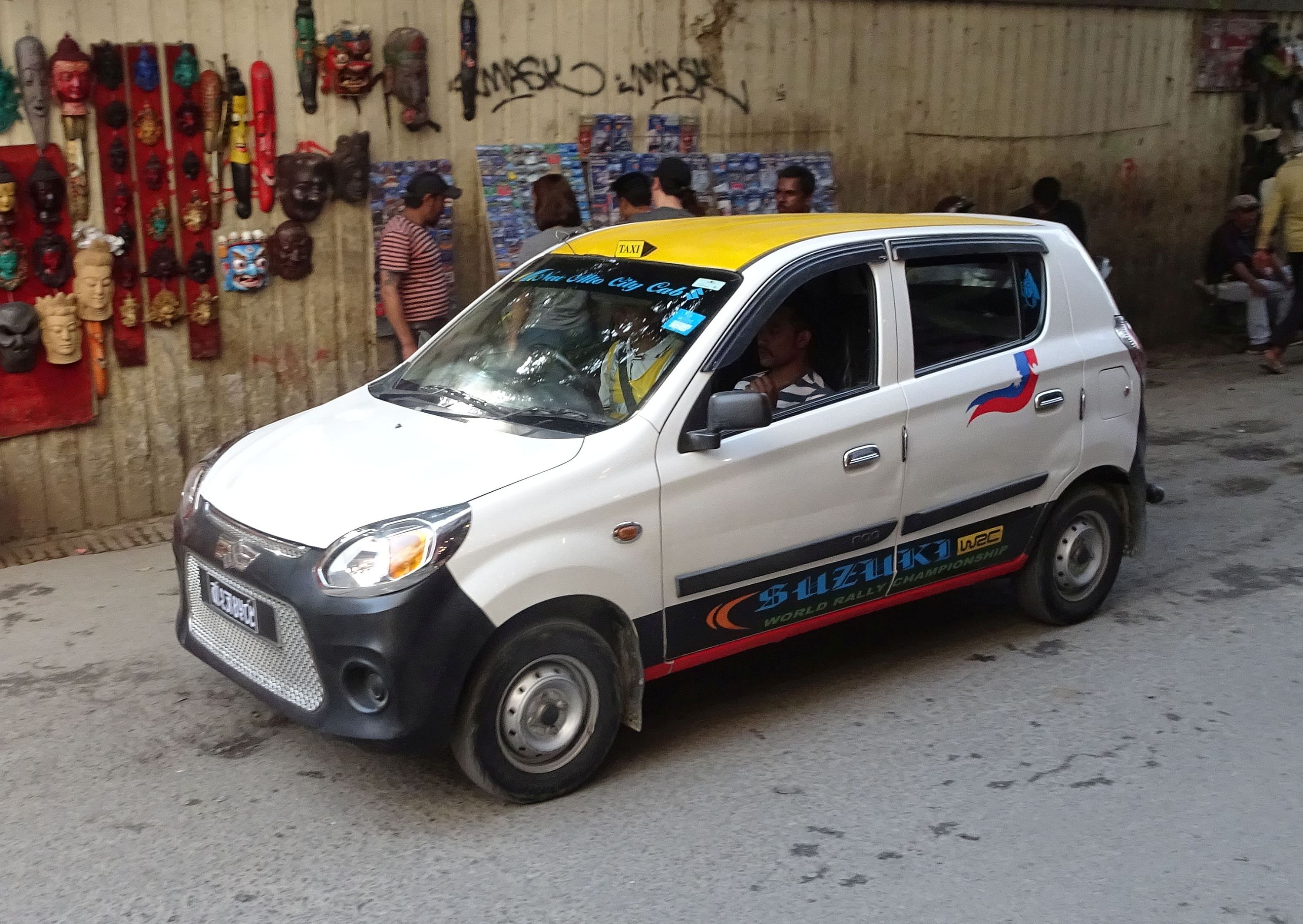 Andere Länder - andere Autos! Suzuki-Schappschüsse aus Nepal