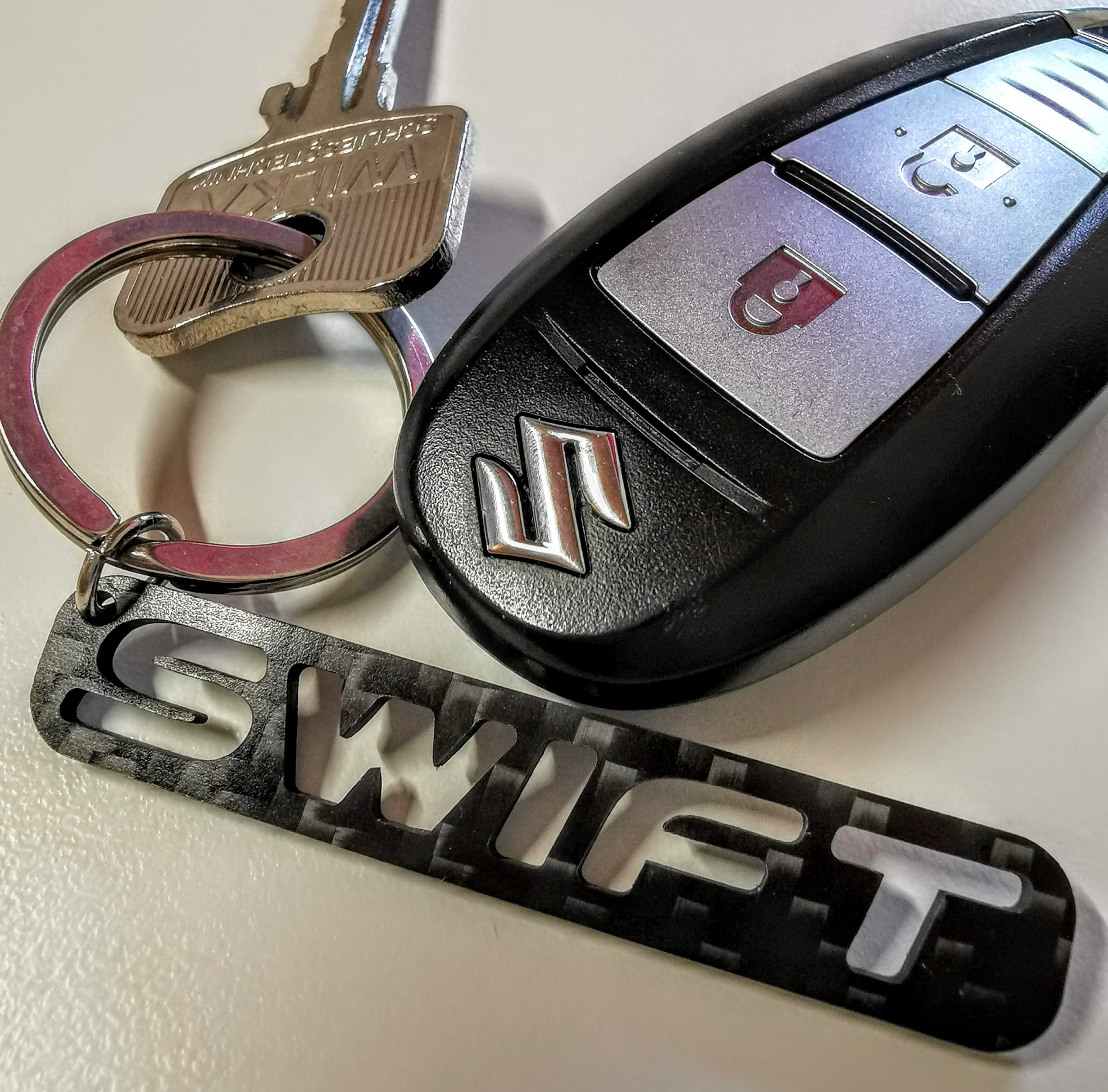 Swift Carbon Schlüsselanhänger