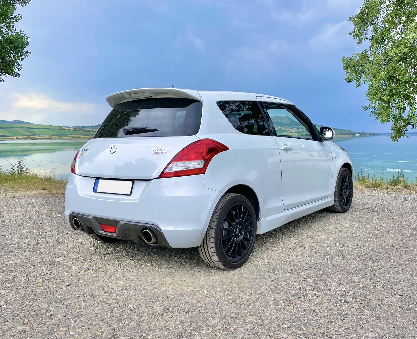 Swift Sport auf 17“ ATS Streetrallye mit Ulter Endtopf