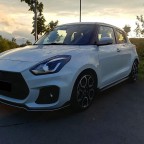 Swift Sport mit Federn und Spurverbreiterung